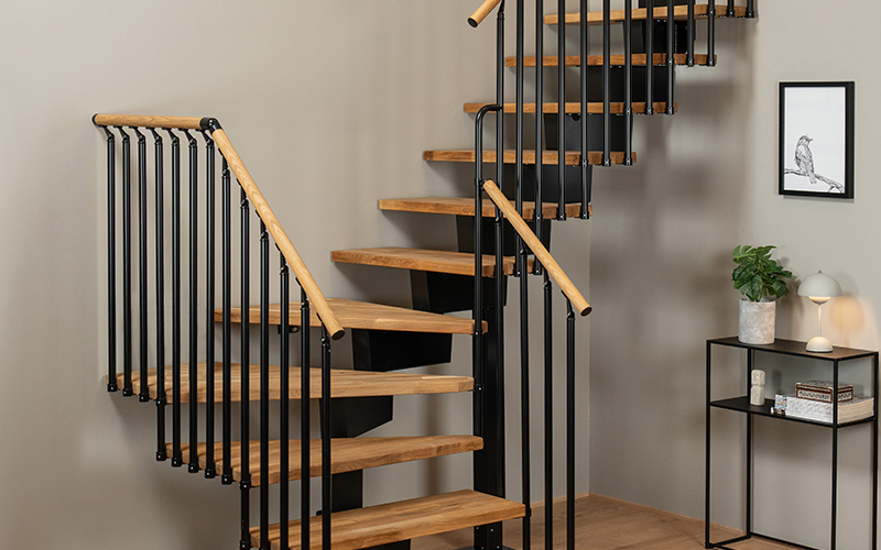 DOLLE DUBAI staircase in black with winder banister